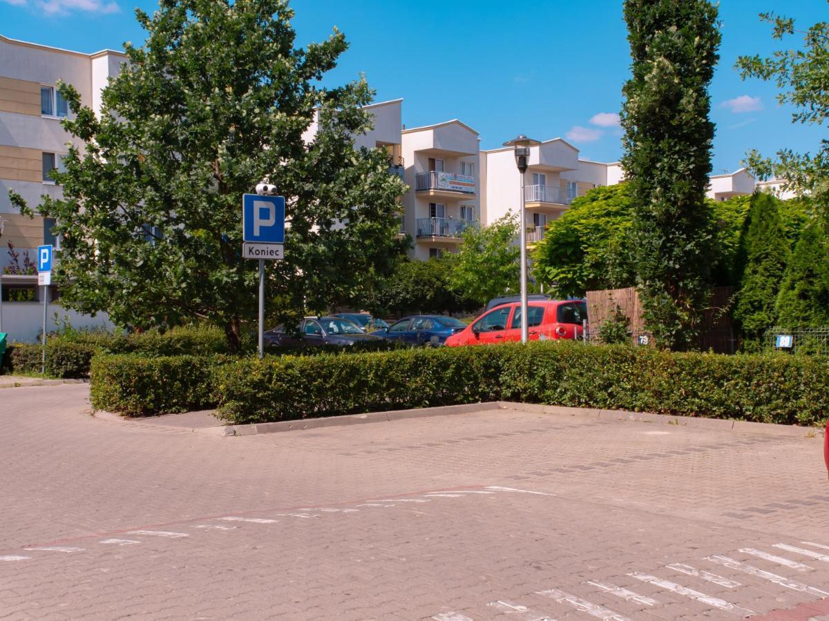 Sdh 2 Radzymin Comfortable Apartment Near Warsaw Exterior photo